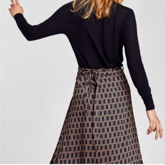 Zara Black and Tan Asymmetrical Wrap Skirt - Picture 5 of 16